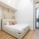 Leonina Apt - Colosseum